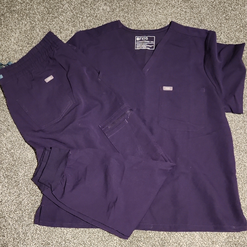 Figs Digital Grape Scrub Set - Catarina Top And Uman Joggers XXL